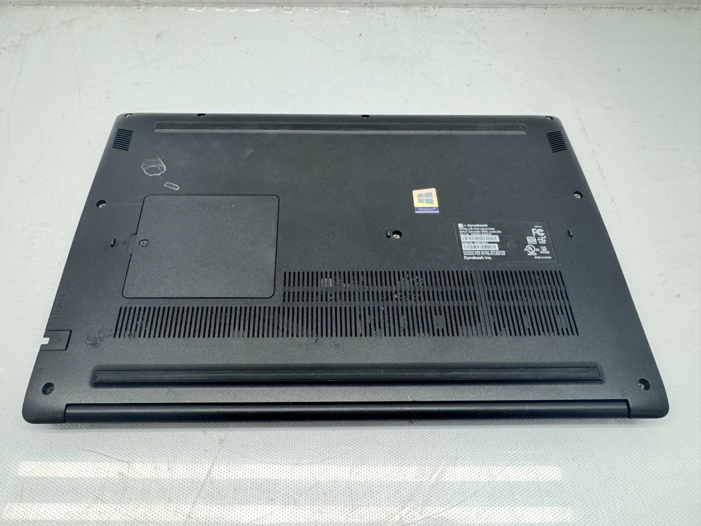 Dynabook SATELLITE PRO L50-G15250 i7-10510U@1.80GHz 16GB 256GB MX250 Wins11 READ