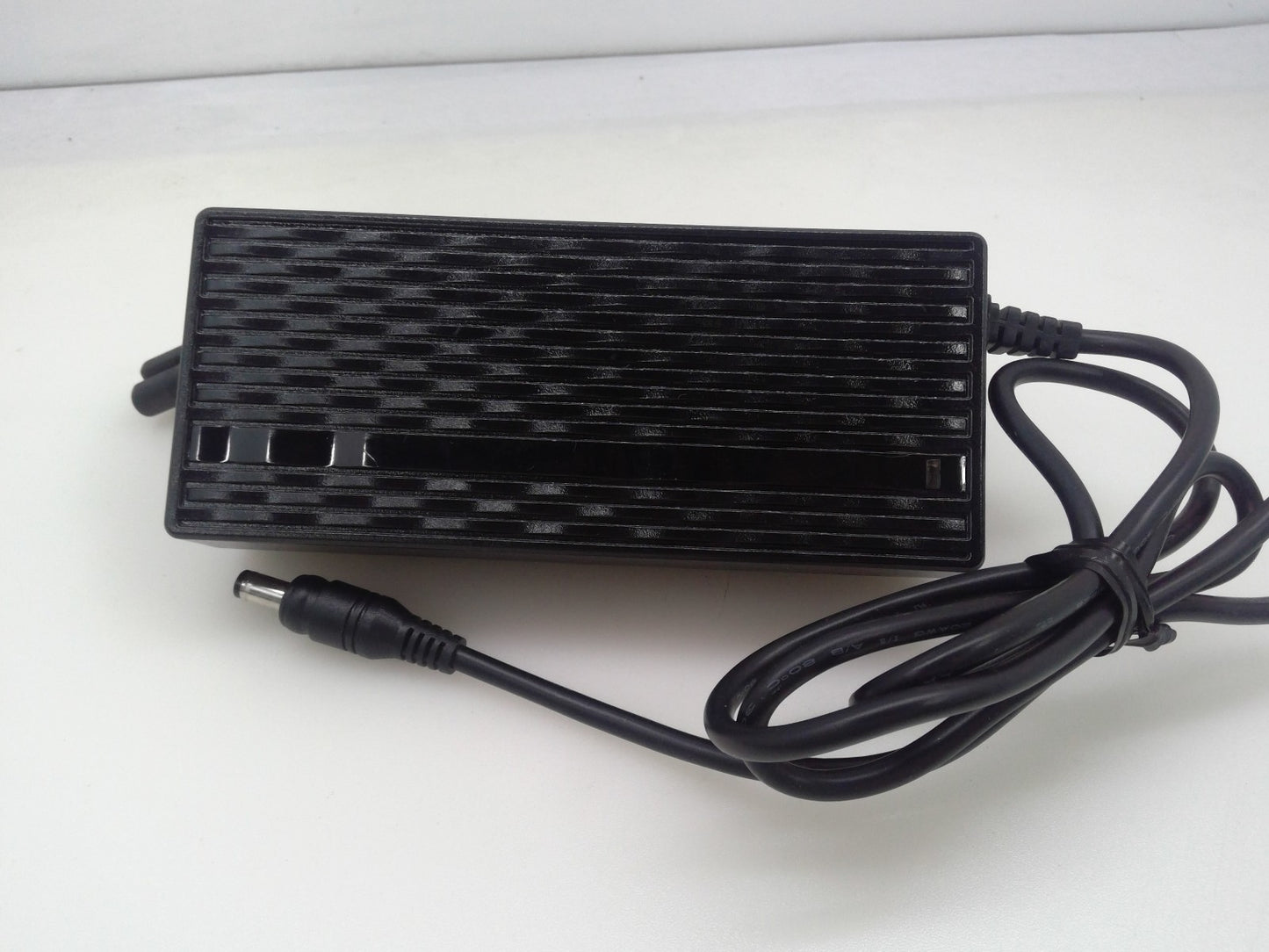 FUYUANDIAN 42V 2A Power Supply Charger Switching Model FY-4202000 Tip 5.5*2.5mm