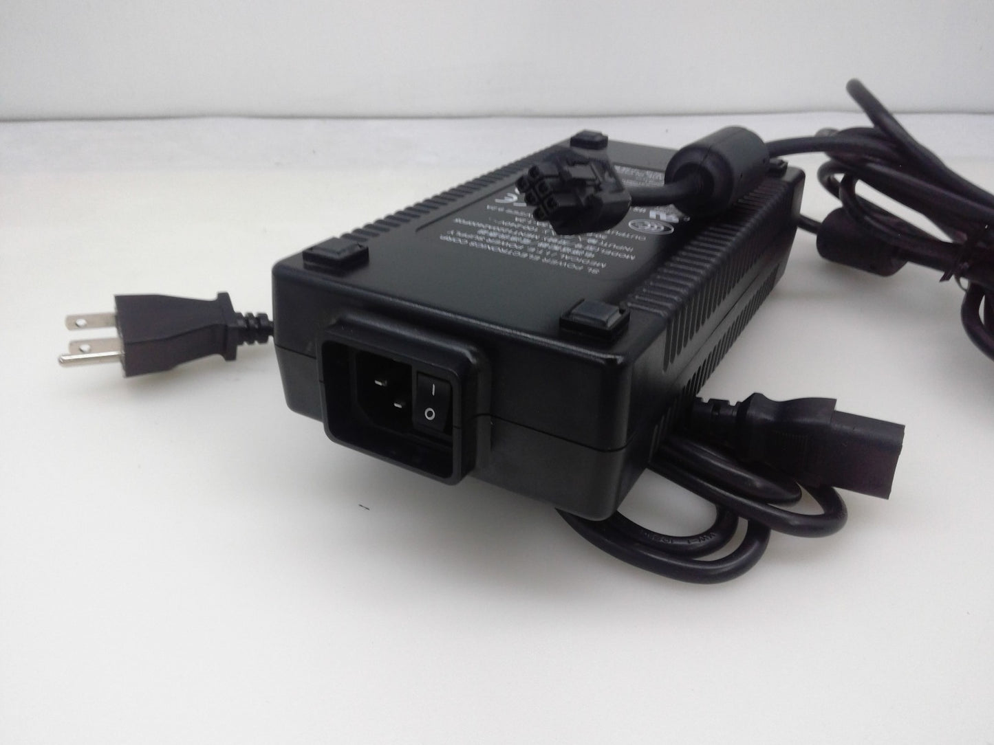 SL Power Electronics MENT1220A2400F05 Medical Power Supply Adapter 24V 6-Pin
