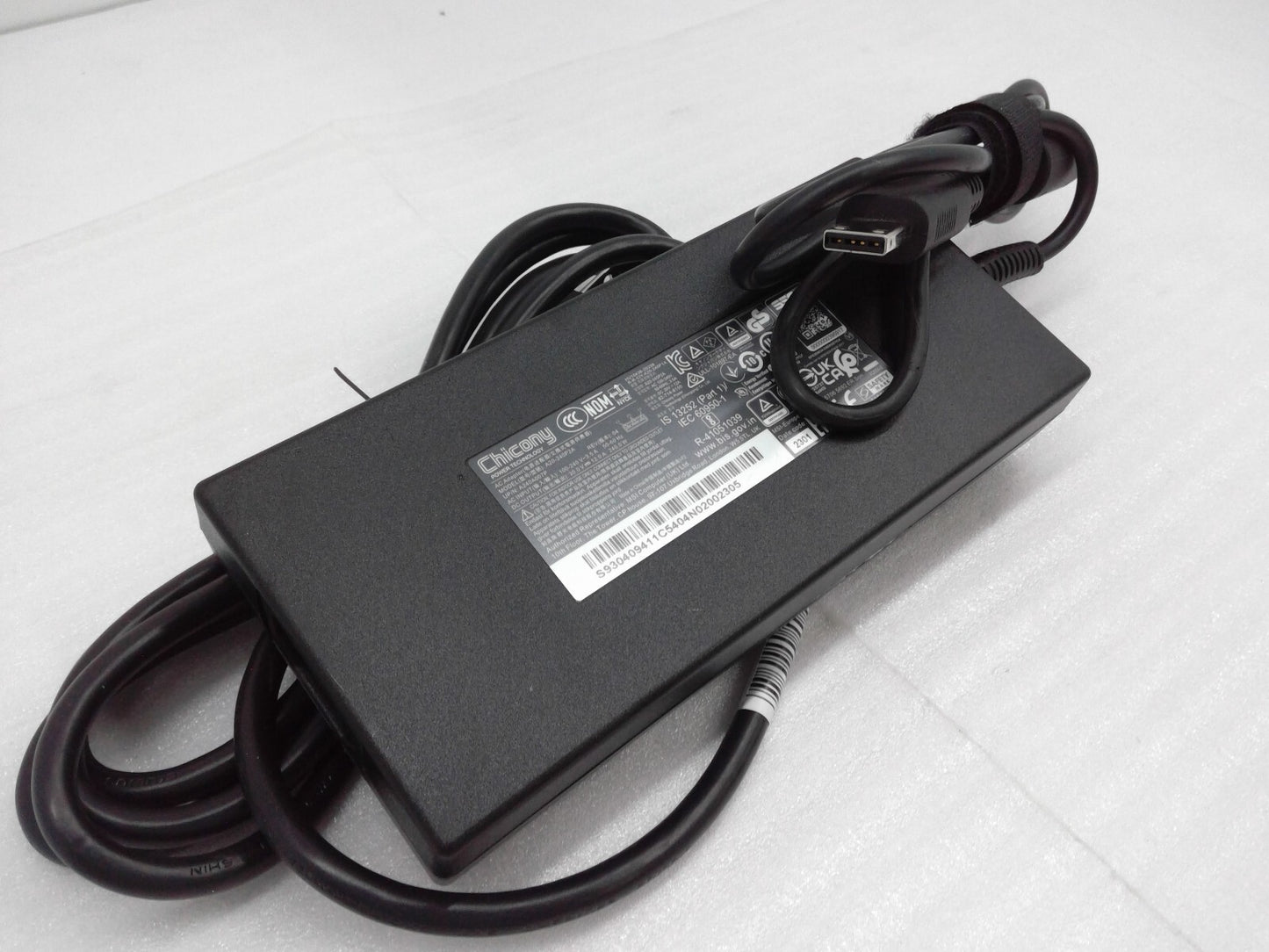 Original Chicony 240W A20-240P2A USB MSI GE66 GE76 GE77 Vector GP76 WE76 Charger