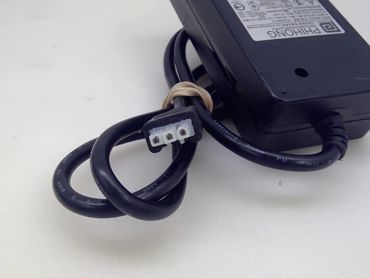 PHIHONG PSAC60M-120 12V 5A 60W 3-Pin Switching Power Supply AC Adapter