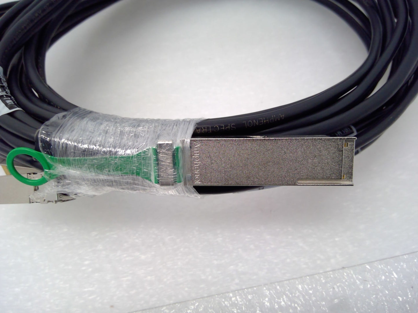 Amphenol NDAQGJ-0003 100GB QSFP28 to 4x25G SFP28 DAC Splitter 3m 26AWG