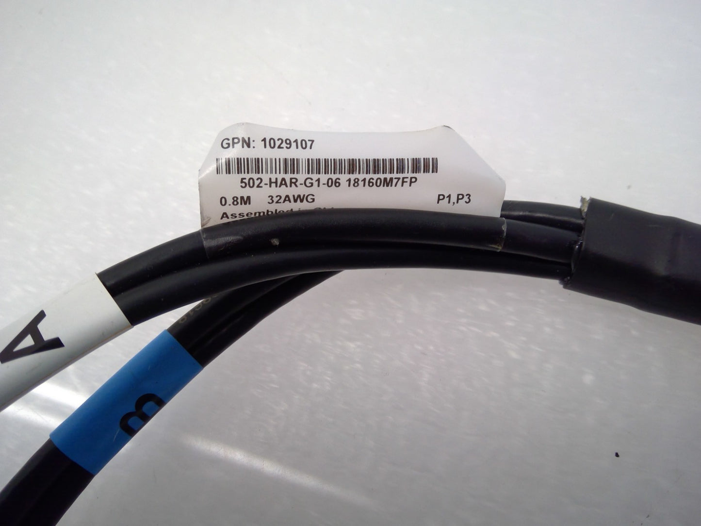 Amphenol 2X400G 2OSFP to 2x400G 2OSFP Breakout DAC Cable 0.8m 32AWG GPN:1029107