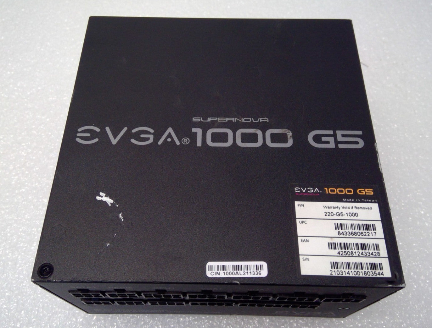EVGA 1000 G5 80 Plus Gold 1000W Fully Modular Power Supply * NO Cable*