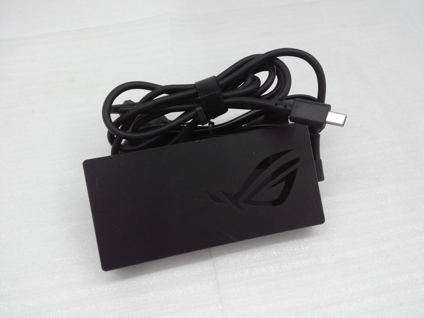 Original ASUS ROG Zephyrus G14 GA403UI-XS96 A22-180P1A 20V 9A 180W AC Adapter