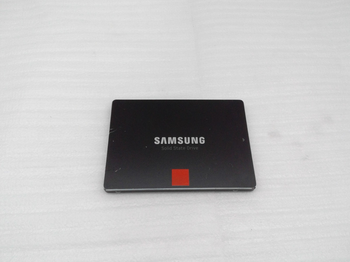Samsung MZ-7PD128 840PRO 128GB SATA III 2.5 in Solid State Drive