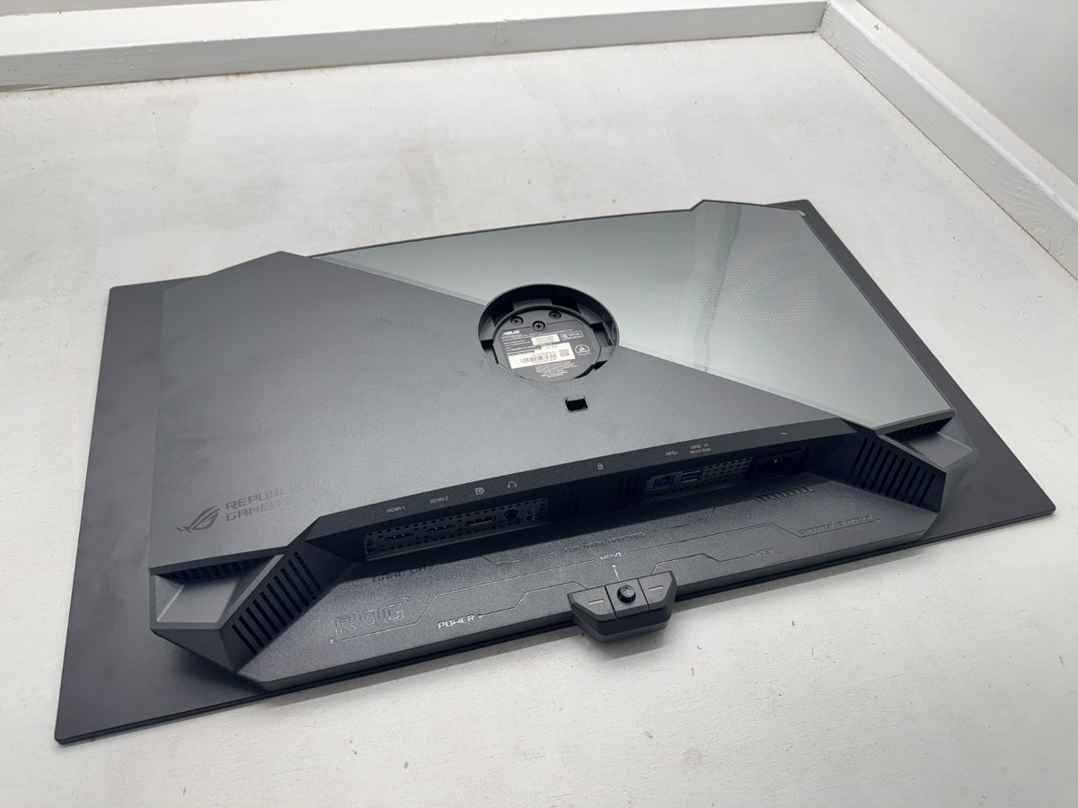 *For Parts* ASUS ROG Strix OLED XG27AQDMGR Screen cracked