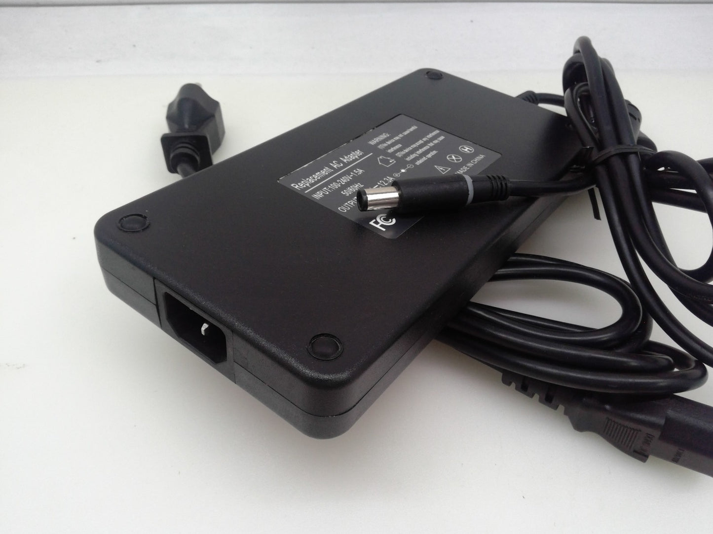 240W Replacement AC Adapter Charger 19.5V 12.3A 7.4*5.0mm Power Supply