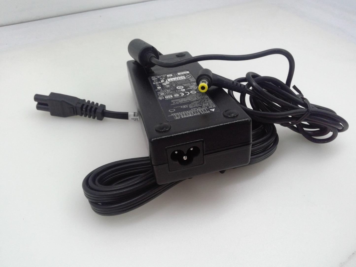 Genuine Delta ADP-120ZB BB AC/DC Adapter Power Supply 19V 6.32A Tip 6.5mm