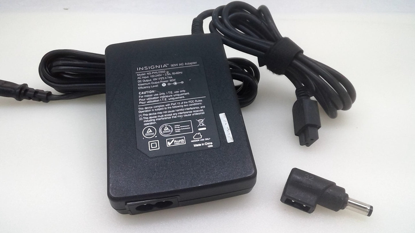 GENUINE INSIGNIA 90W AC ADAPTER NS-PWLC593 19V 4.74A 5.5*2.5mm