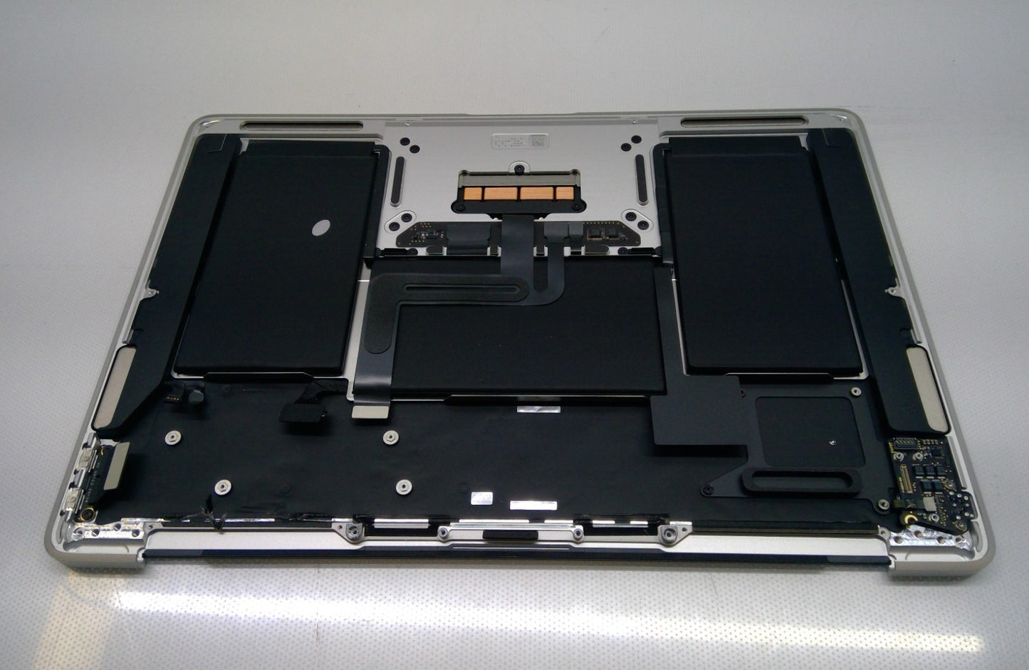 OEM Apple MacBook Air 13" A2337 2020 M1 Top Case Palmrest US Keyboard Battery