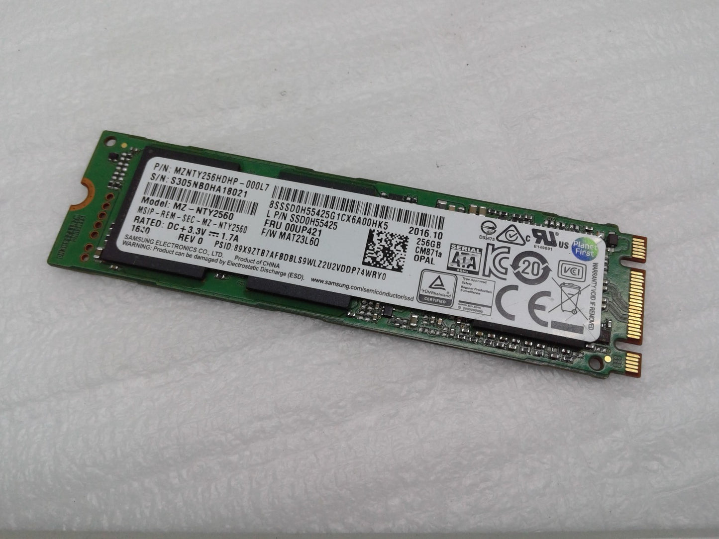 Samsung 256GB TLC M.2 2280 CM871a MZ-NTY2560 SATA 6Gbps MZNTY256HDHP