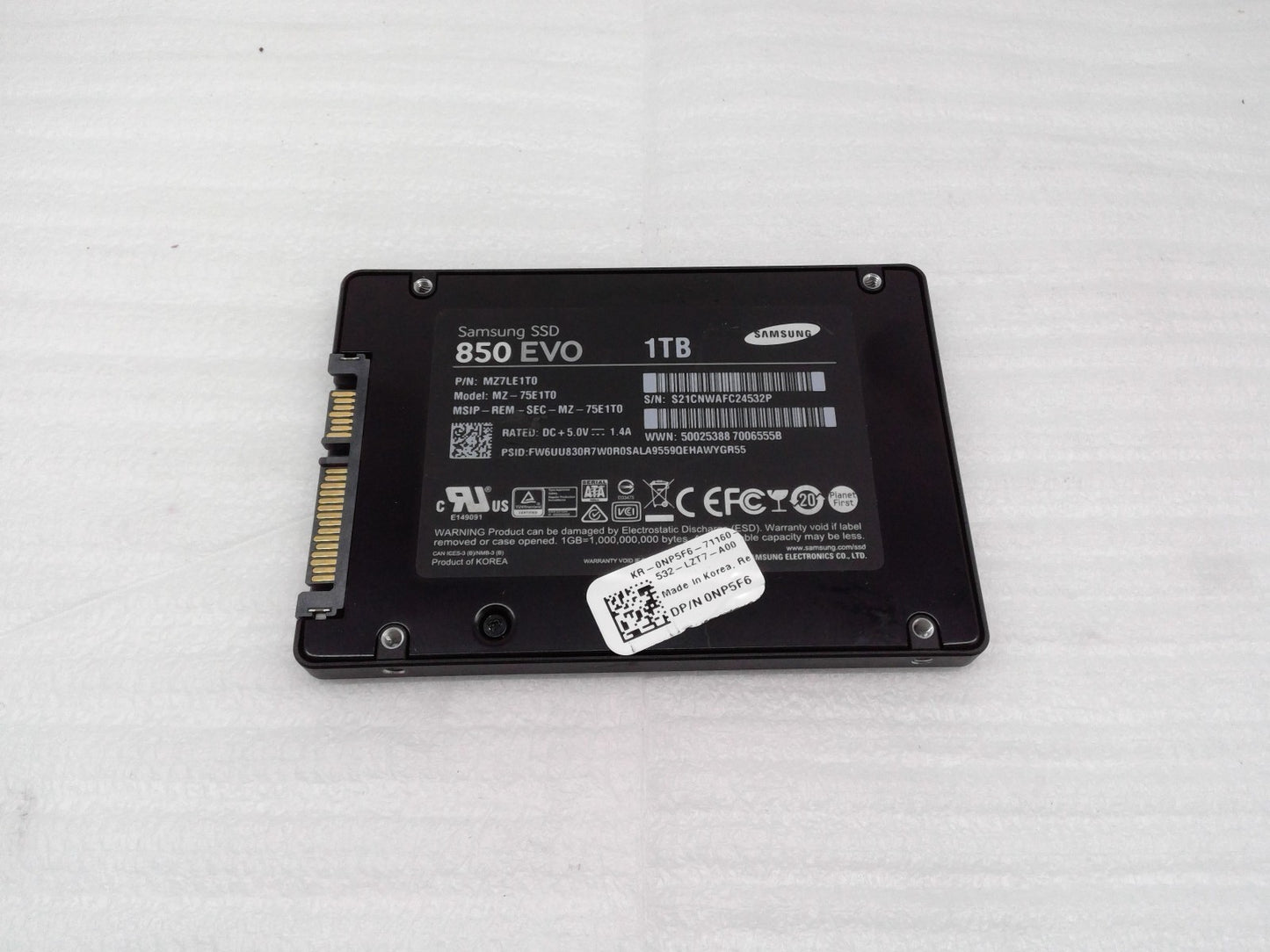 Samsung 850 EVO 1TB Internal SSD - 2.5 Inch SATA III MZ-75E1T0 MZ7LE1T0