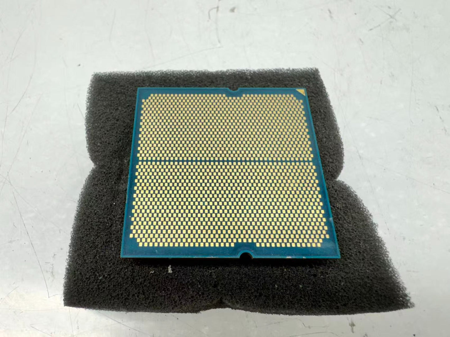 AMD Ryzen 7 9700X 8-Core 16-Thread AM5 Processor (AS IS FOR PARTS, NOT WORKING)