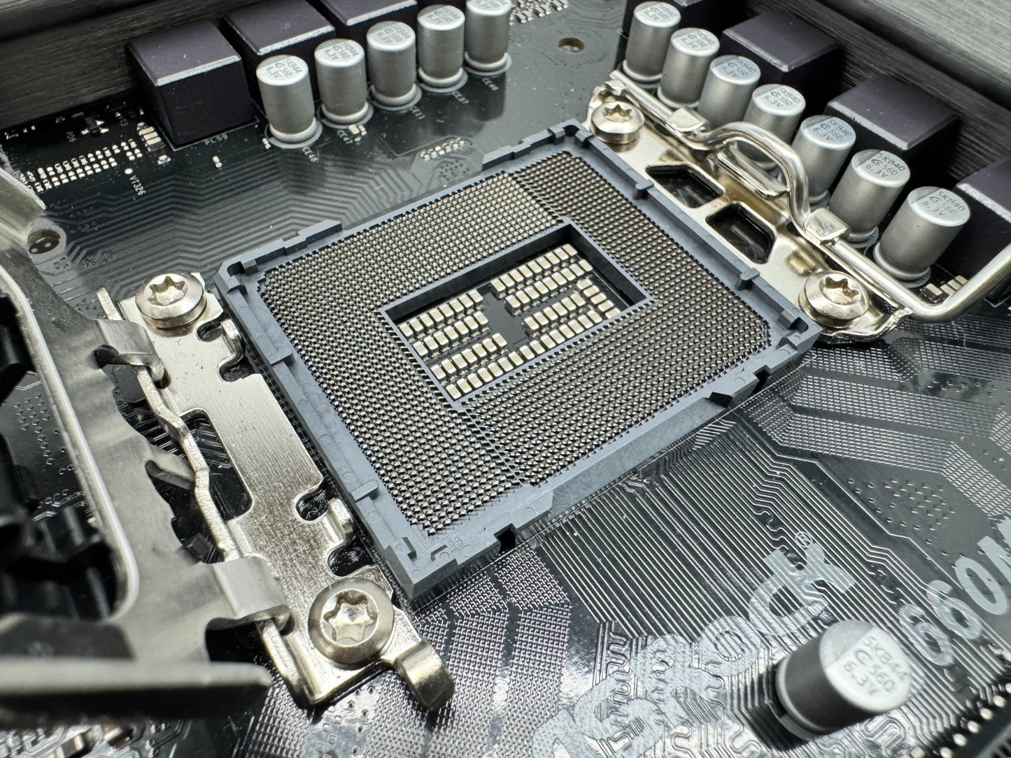ASRock B660M-C Motherboard DDR4 Intel Socket 1700 *READ*