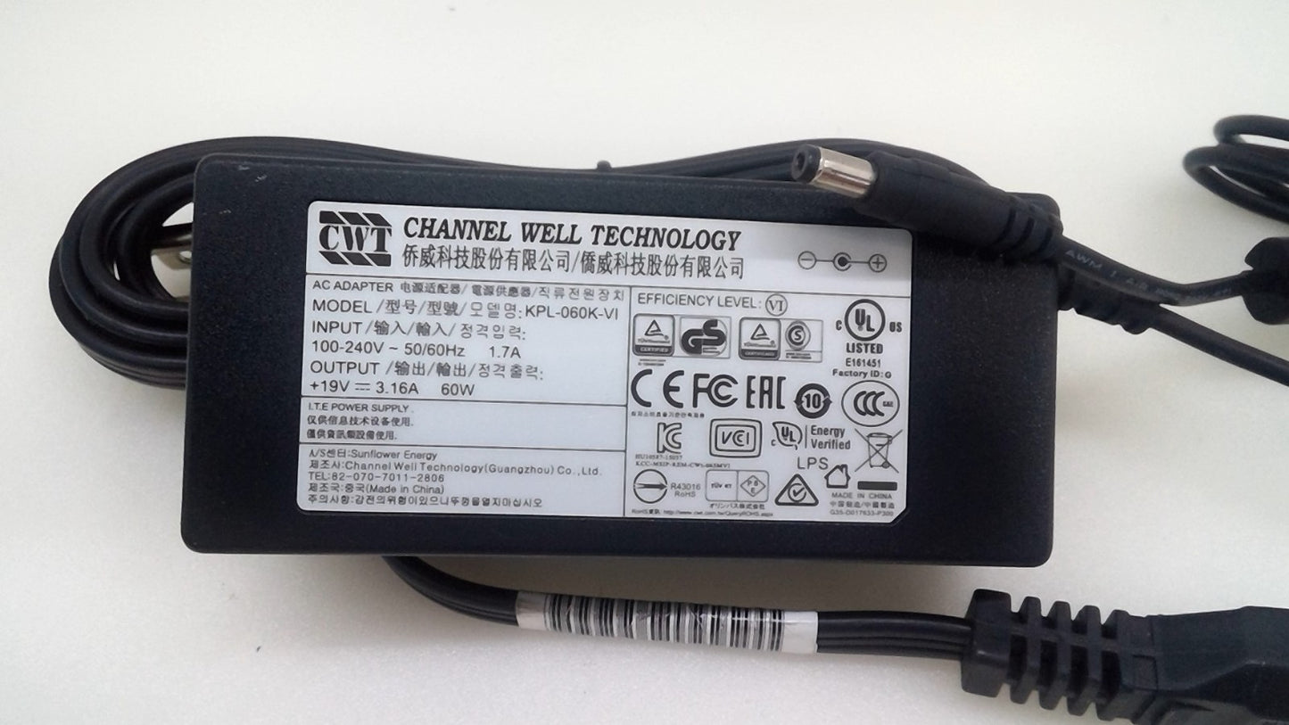Inogen AC Adapter 19V 3.16A 60W KPL-060K-VI Power Supply For BA-403 charger