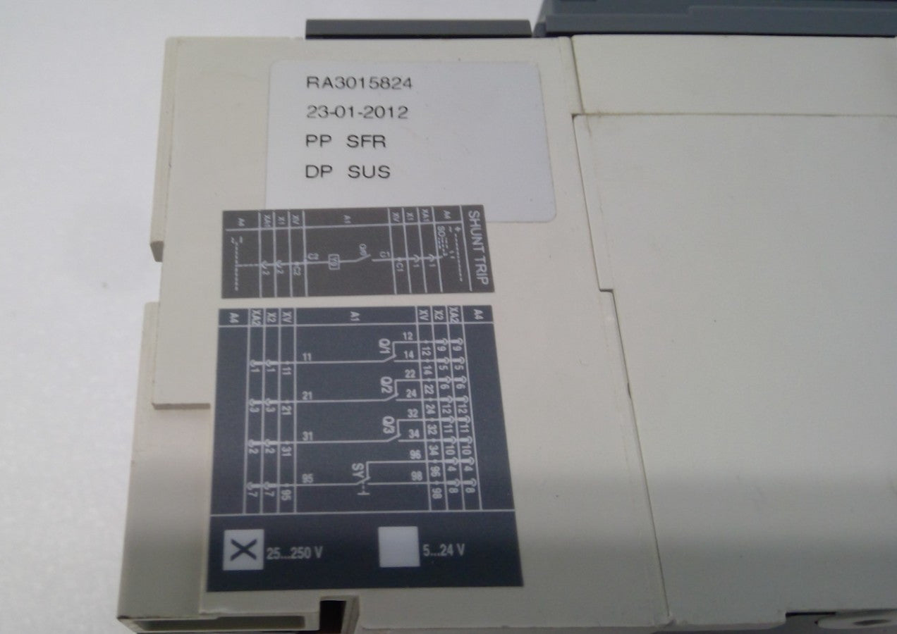 ABB SACE Tmax T6N 800 Circuit Breaker 800A 3P 600V 3PH PR221DS LS/I 800 Amp