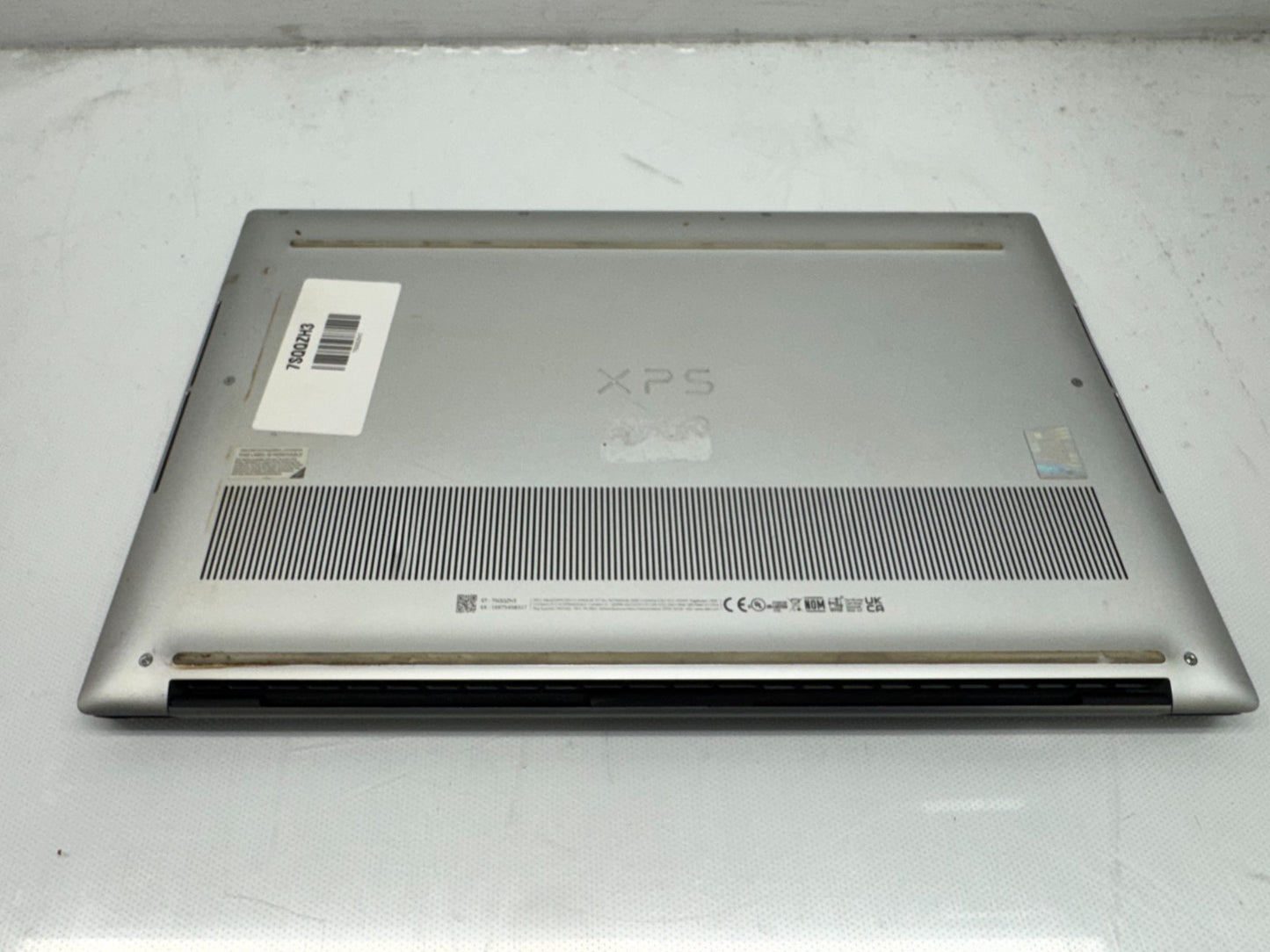 Dell XPS 15 9510 Laptop i7-11800H@2.3GHz 32GB 512G 3050Ti Win11 w/AC