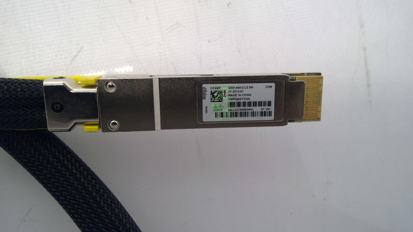 Cisco QDD-400-CU2.5M 400G TO 400G Passive Cable 2.5M 37-2012-01