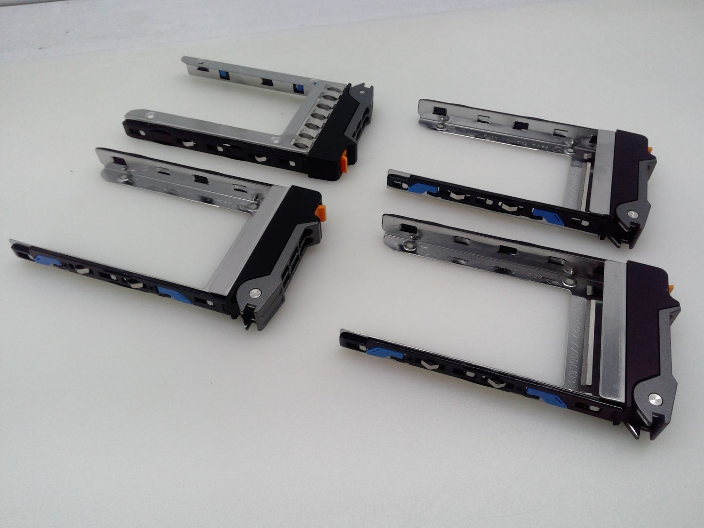 Lot of 4 01-CSR1722-XX00C103 Hot Swap 2.5" SAS/SATA HDD Tray /caddy Toolless