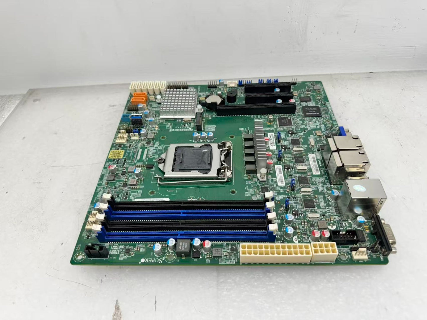 Supermicro X11SSH-LN4F Intel Motherboard Socket H4 LGA-1151