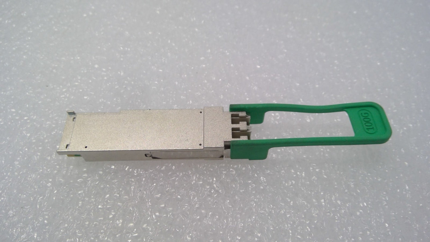 OCLARO TRQ5E10CNF-LM000 QSFP28 100G CLR4/CWDM4 10KM Transceiver