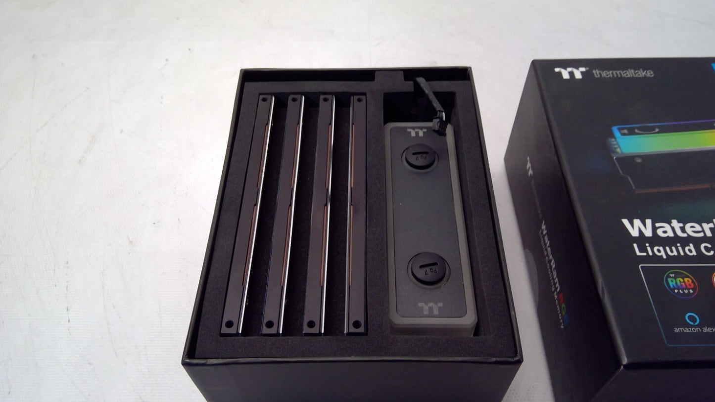 Thermaltake WaterRam RGB 3200Mhz 4x8Gb 32Gb DDR4 Liquid Cooling Memory Open Box