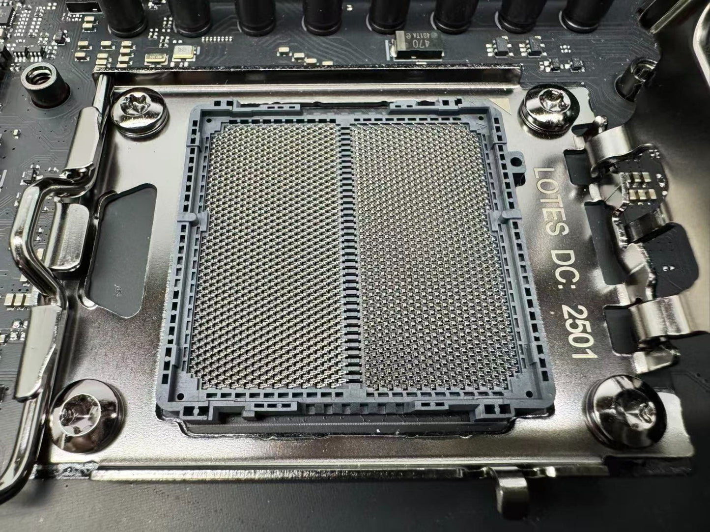 ASUS ROG CROSSHAIR X870E HERO AMD AM5 ATX Motherboard *READ*