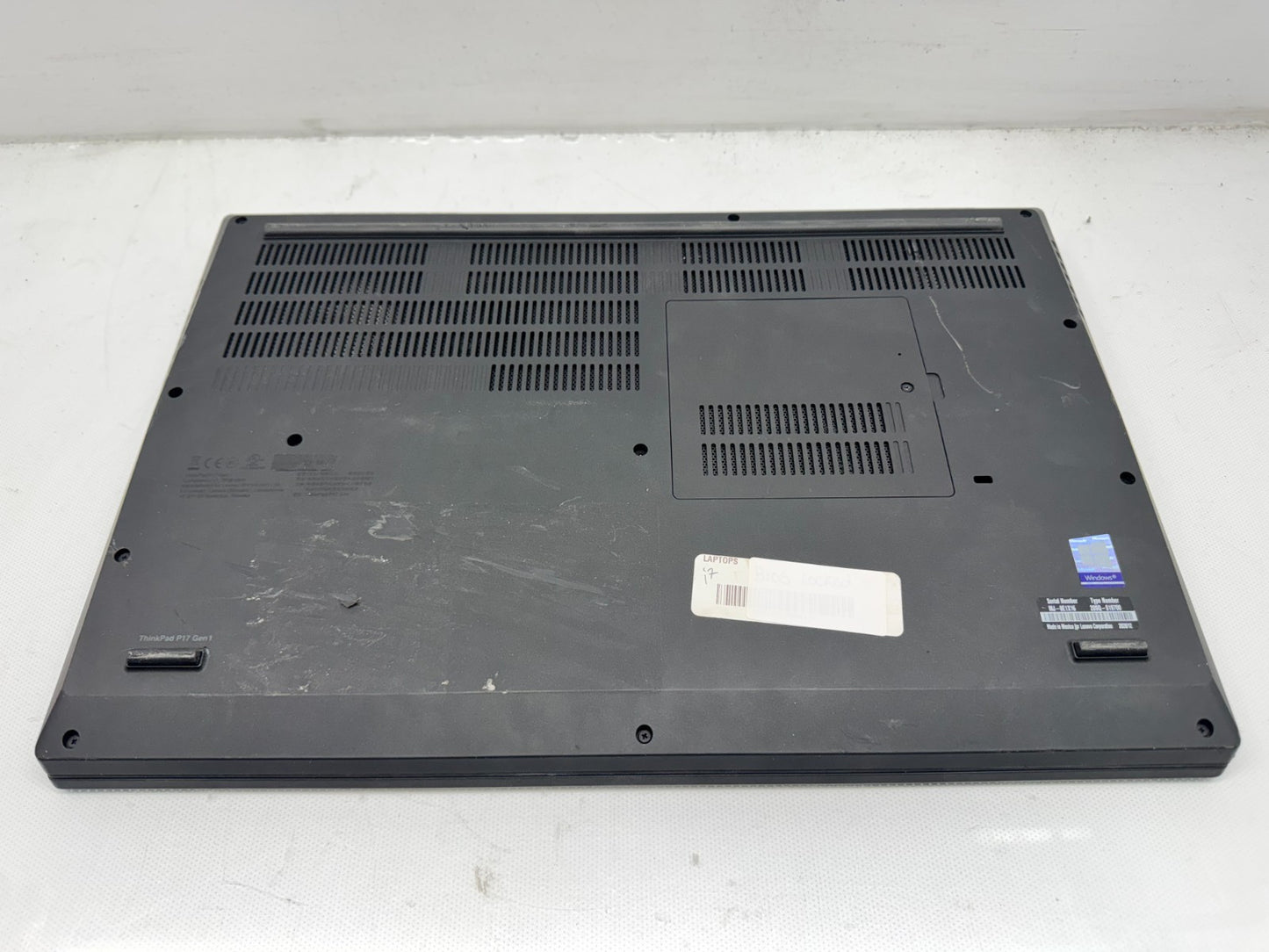 Lenovo ThinkPad P17 Gen 1 Intel i7-10850H@2.7GHz 16GB 256GB T1000 No AC *READ*