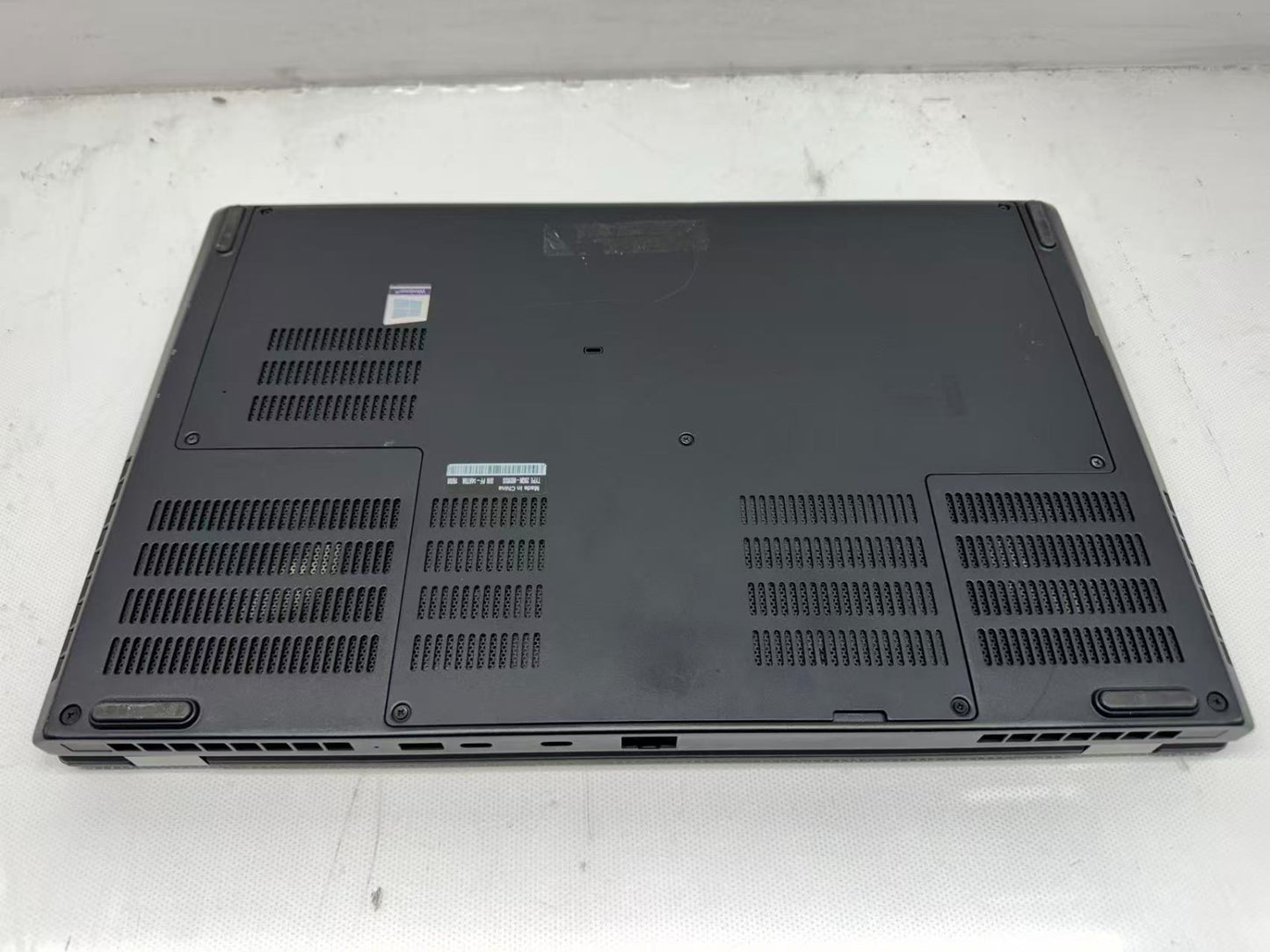 Lenovo ThinkPad P53 Intel i9-9880H@2.3GHz 32GB DDR4 512G RTX 4000 NOAC *READ