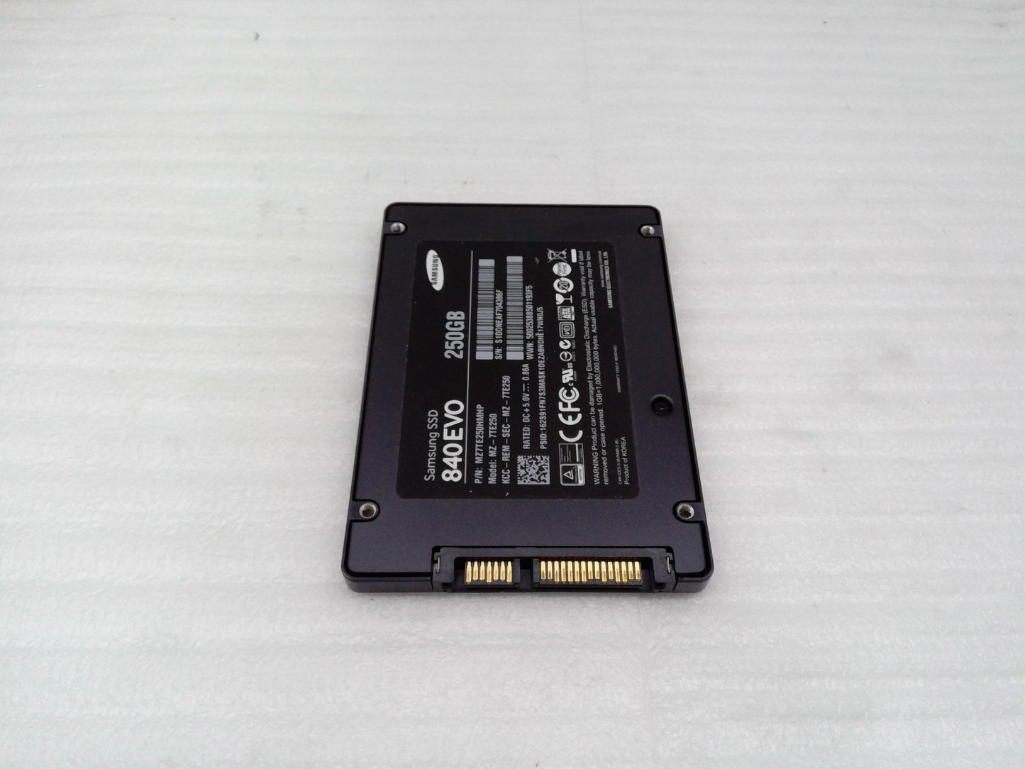 Samsung 840 EVO 250GB 2.5 Inch SATA III Solid State Drive MZ-7TE250