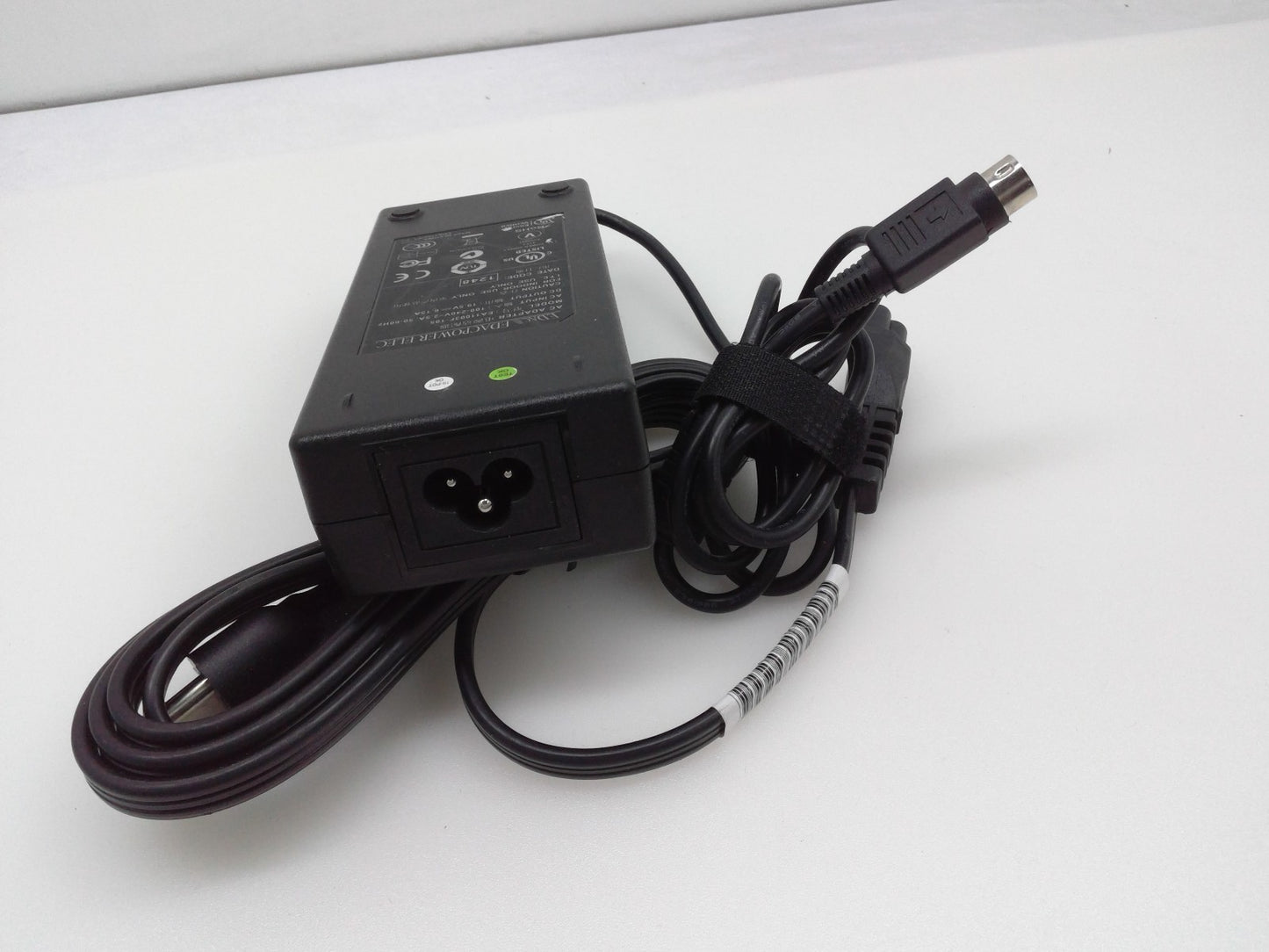OEM Edac EA11003F-195 AC Adapter 19.5V 6.15A 3 Pin W/Power Cord