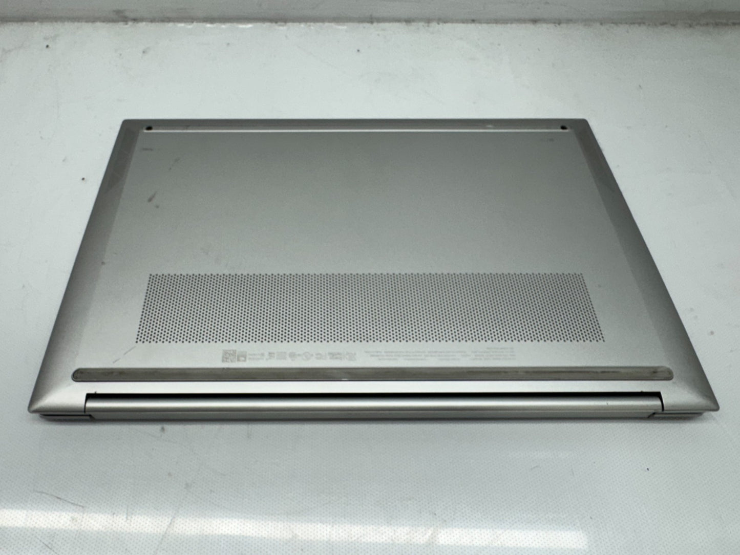 HP Pavilion 15-eg3000 i5-1335U@1.3GHz 16G 256 SSD Windows 11 W/AC