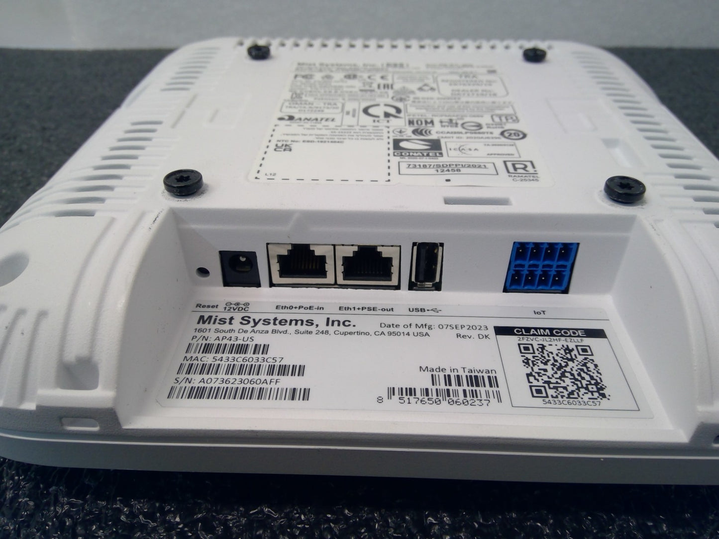 Juniper Networks AP43 Mist Wireless Access Point - White (AP43-US)