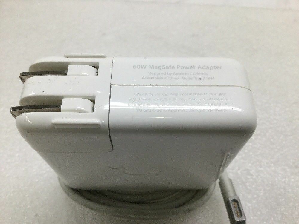 Original APPLE MacBook Pro 60W MagSafe Power Adapter Charger A1184 A1330 A1344