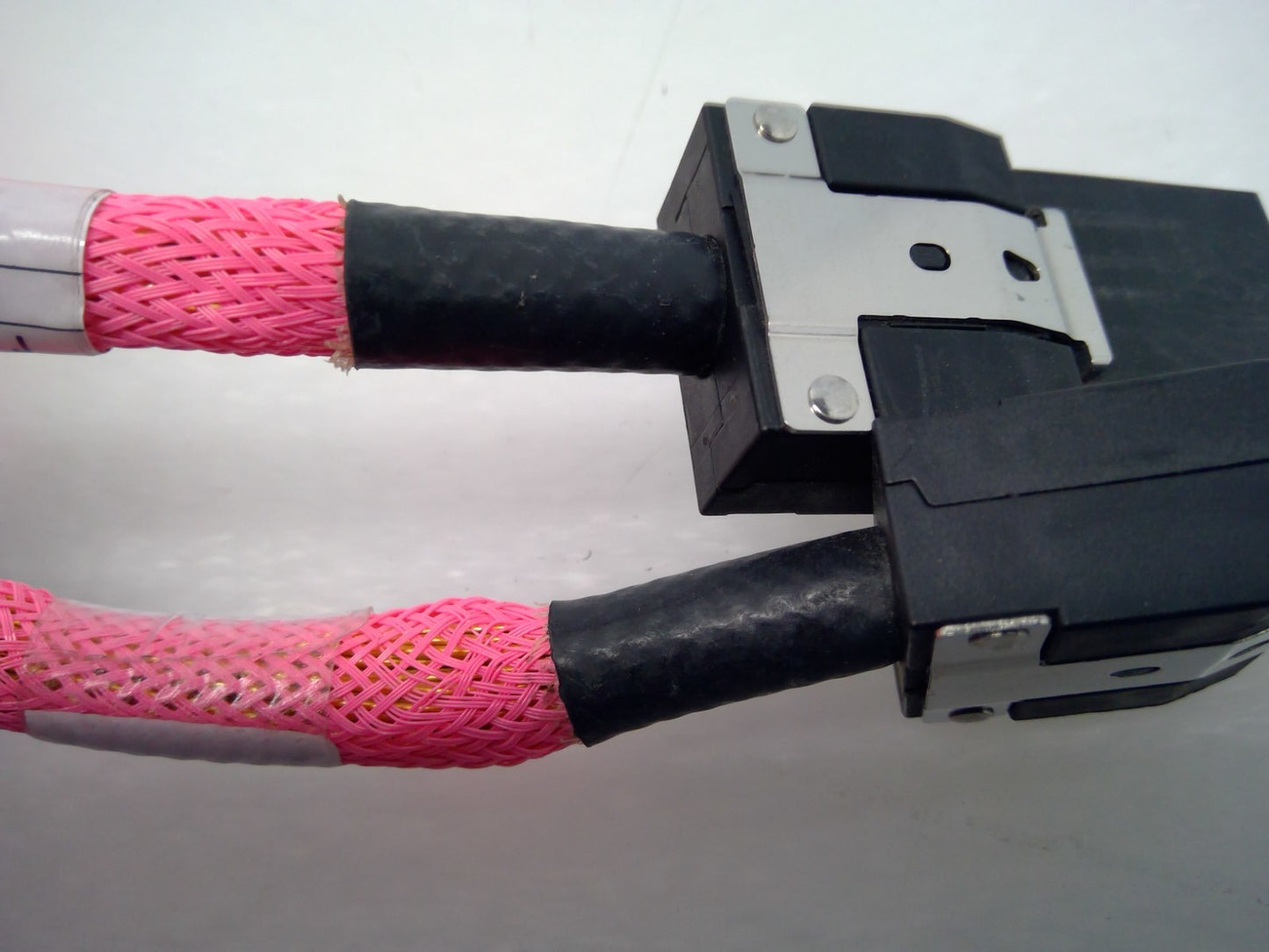 Molex 2004333006 PCIe SFF-TA-1026High Speed Cable 1.4m 30AWG 16001271-02 *Read*