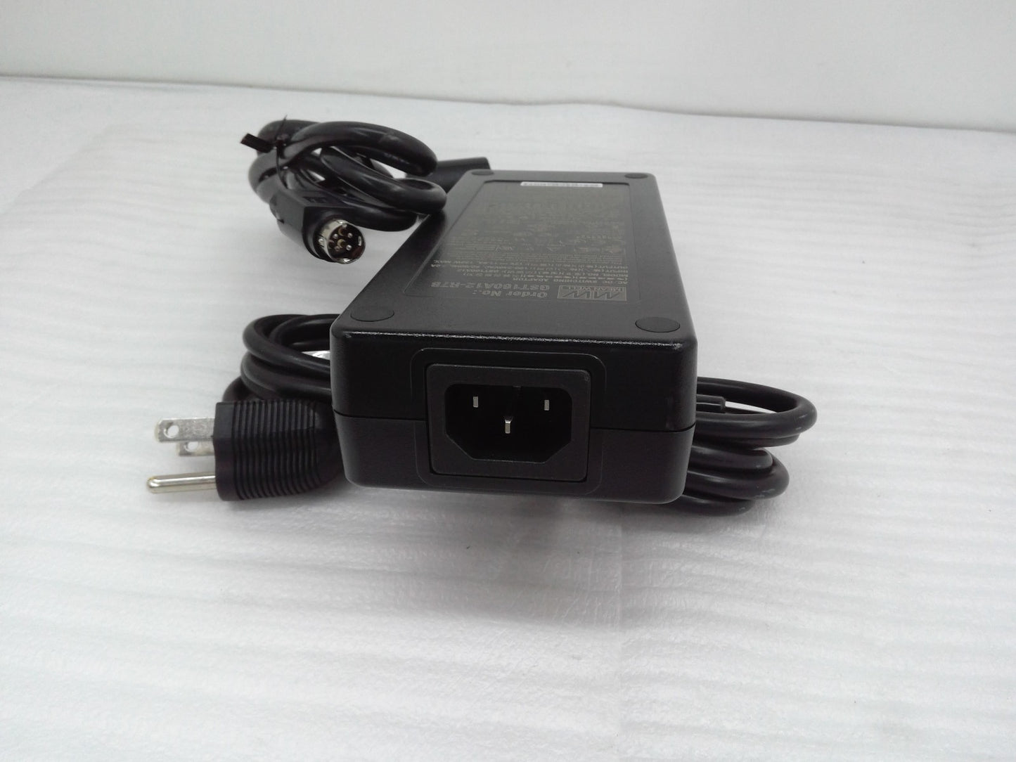 Genuine Mean Well GST160A12-R7B Power Adapter Supply 12V 11.5A 4-pin 138W
