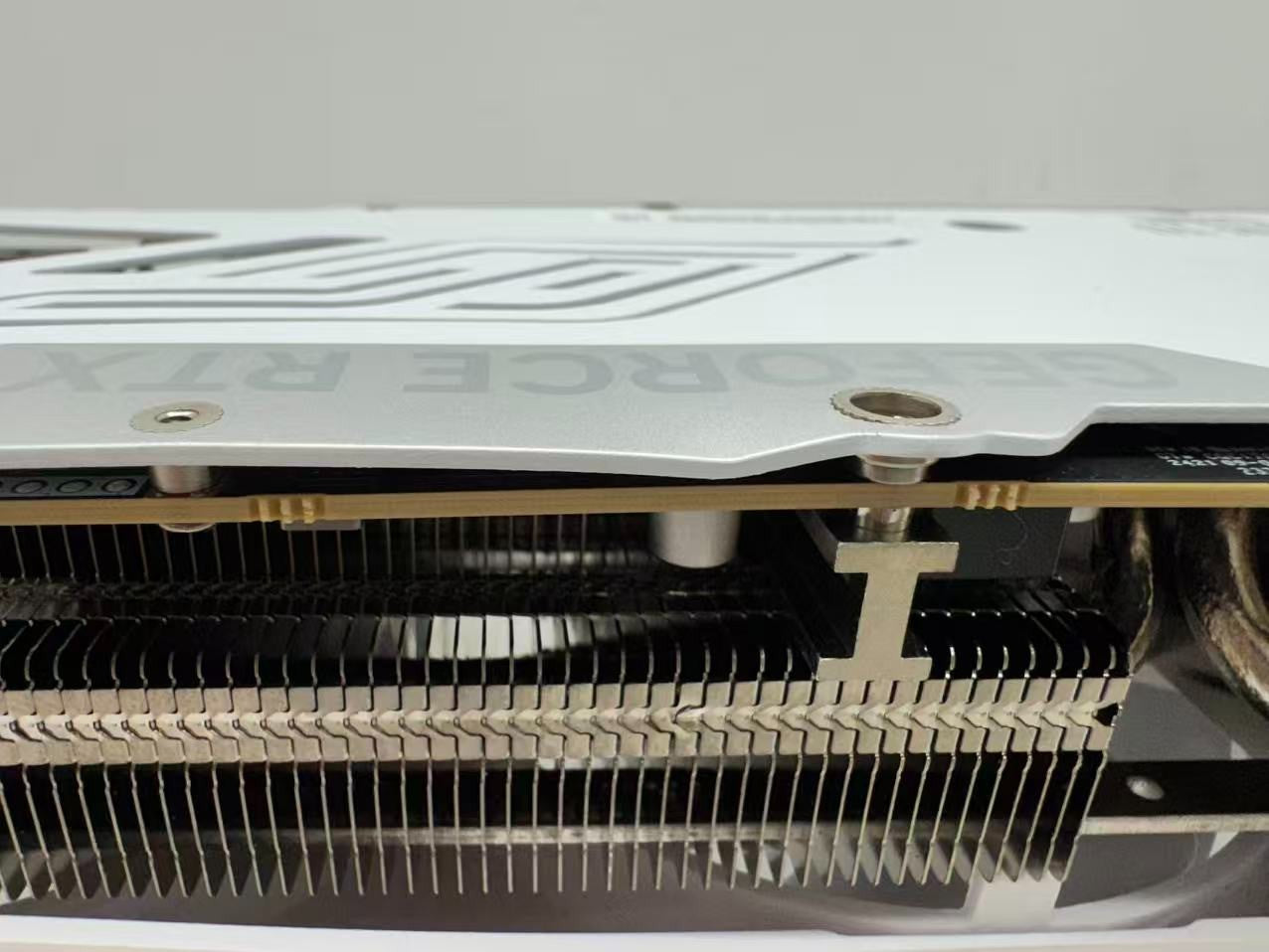 ZOTAC GAMING GeForce RTX 4080 Super Trinity OC White Edition 16G GDDR6X