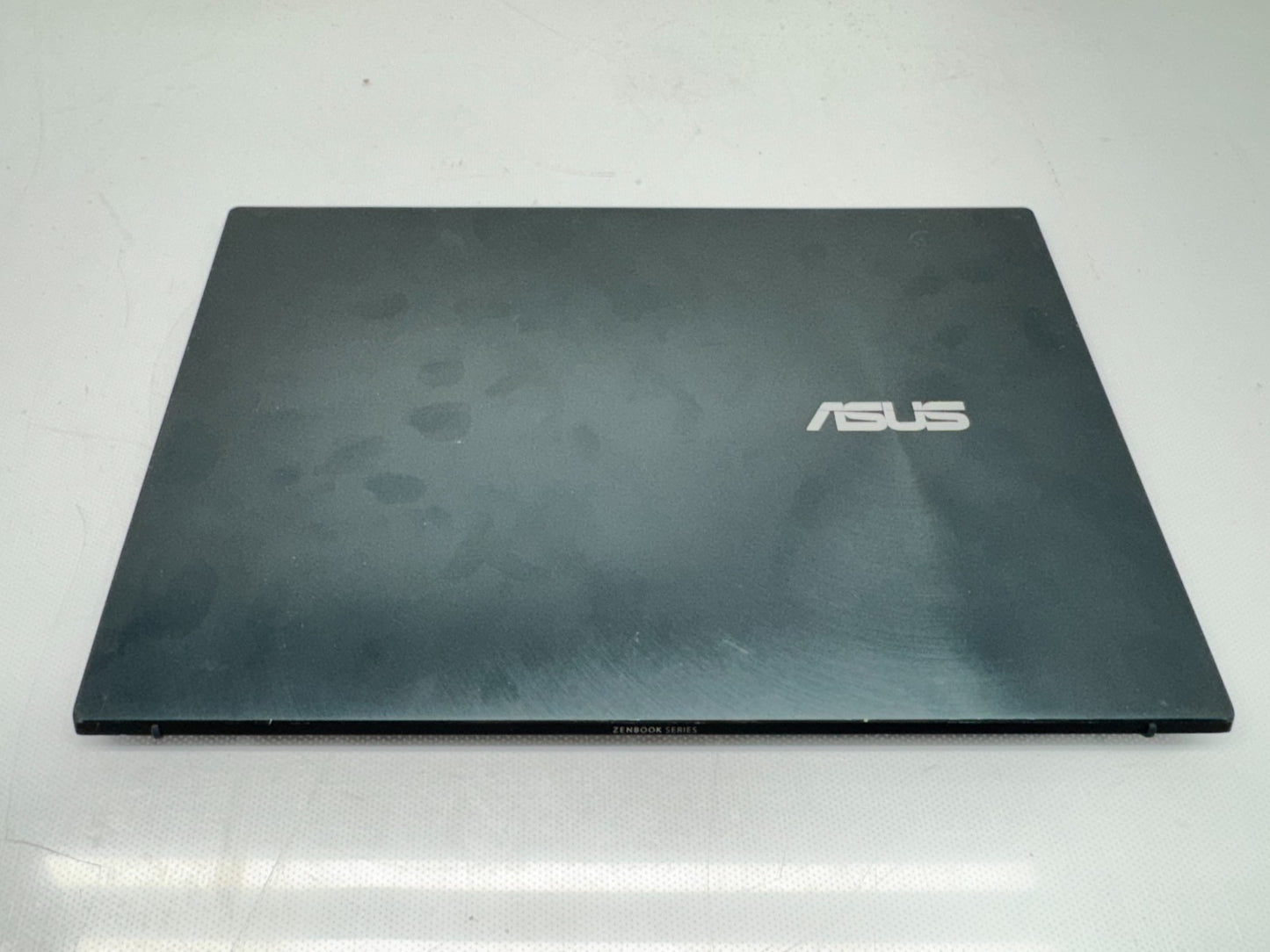 ASUS Zenbook UM425Q 14" 1920 x 1080 Screen Complete Assembly Pine Grey