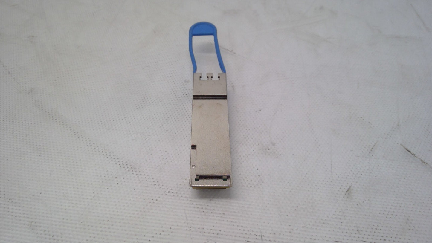 Menara Networks 740T200S-LR4 40GBase QSFP+LR4 10km CWDM CT Transceiver