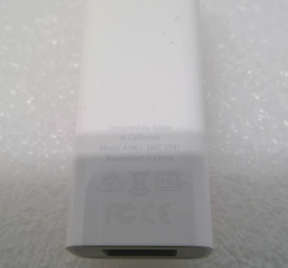 Apple Thunderbolt 2 to FireWire 800 Adapter Cable MD464ZM/A A1463