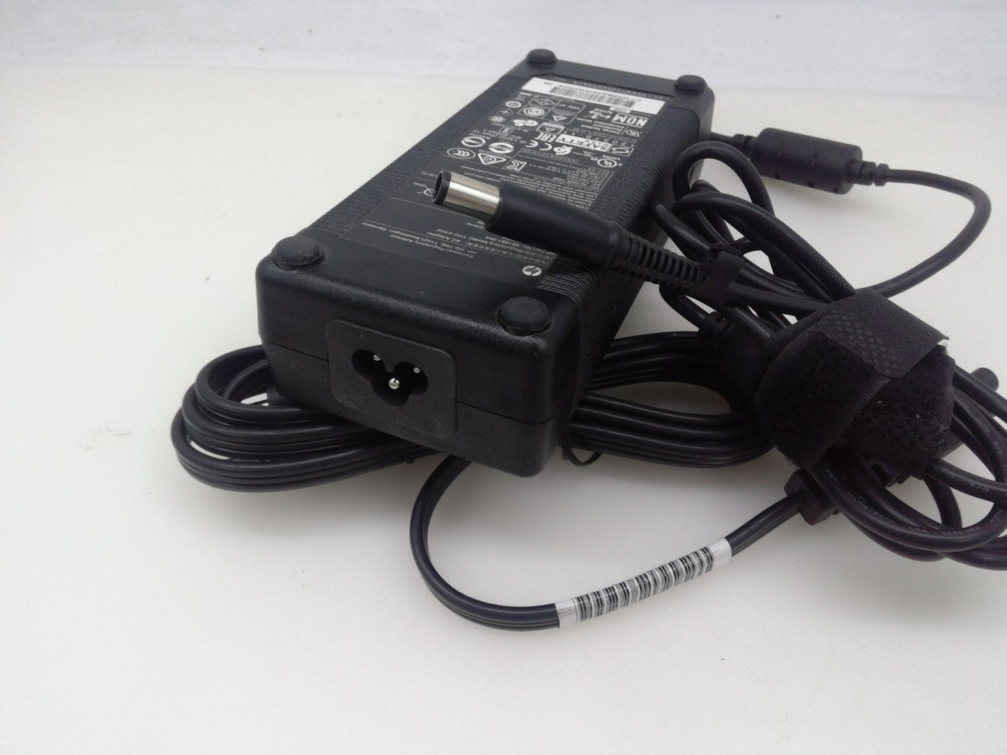 OEM HP 19.5V 7.69A 150W Adapter for HP TPC-CA52 P/N 681058-001 901981-002