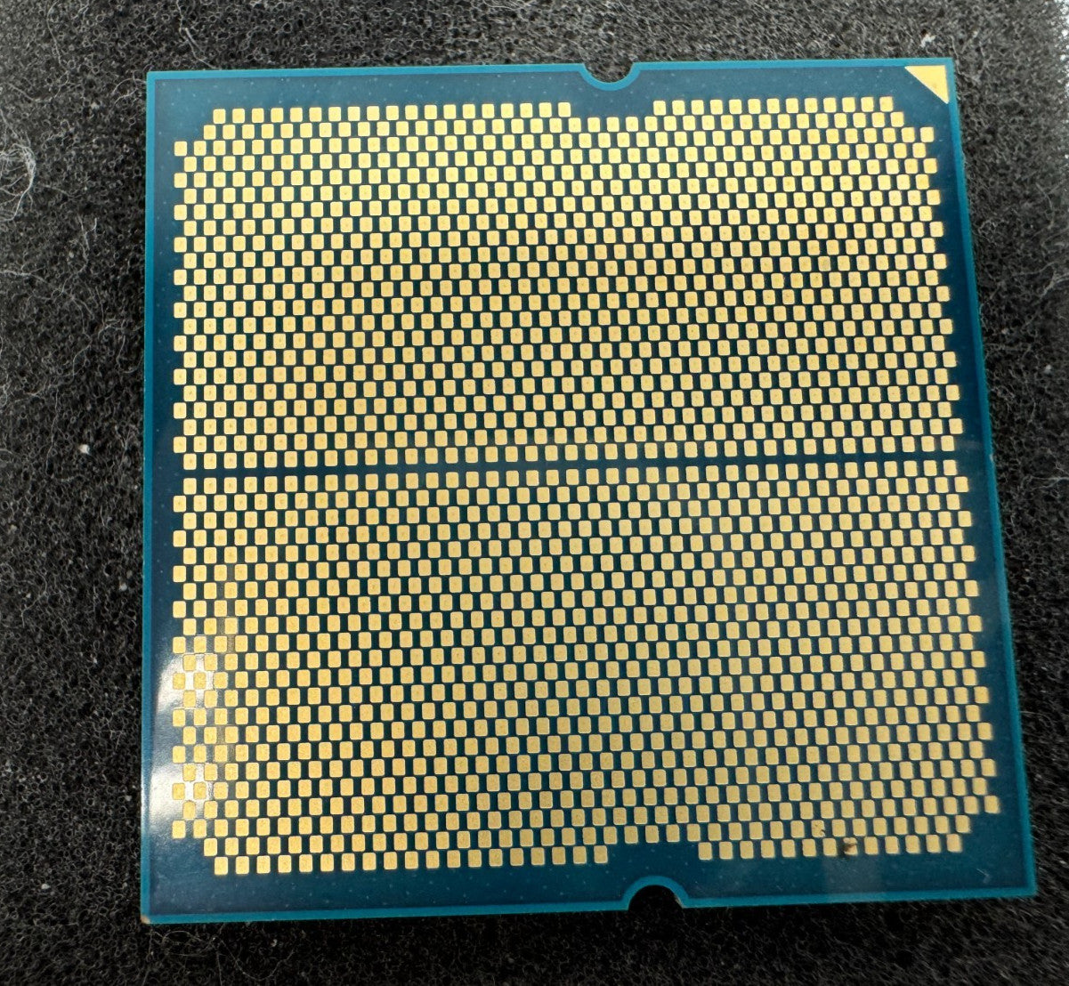 AMD Ryzen 7 8700G Desktop Processor 4.2GHz, 8-Core, 16-Thread Socket AM5 Tested