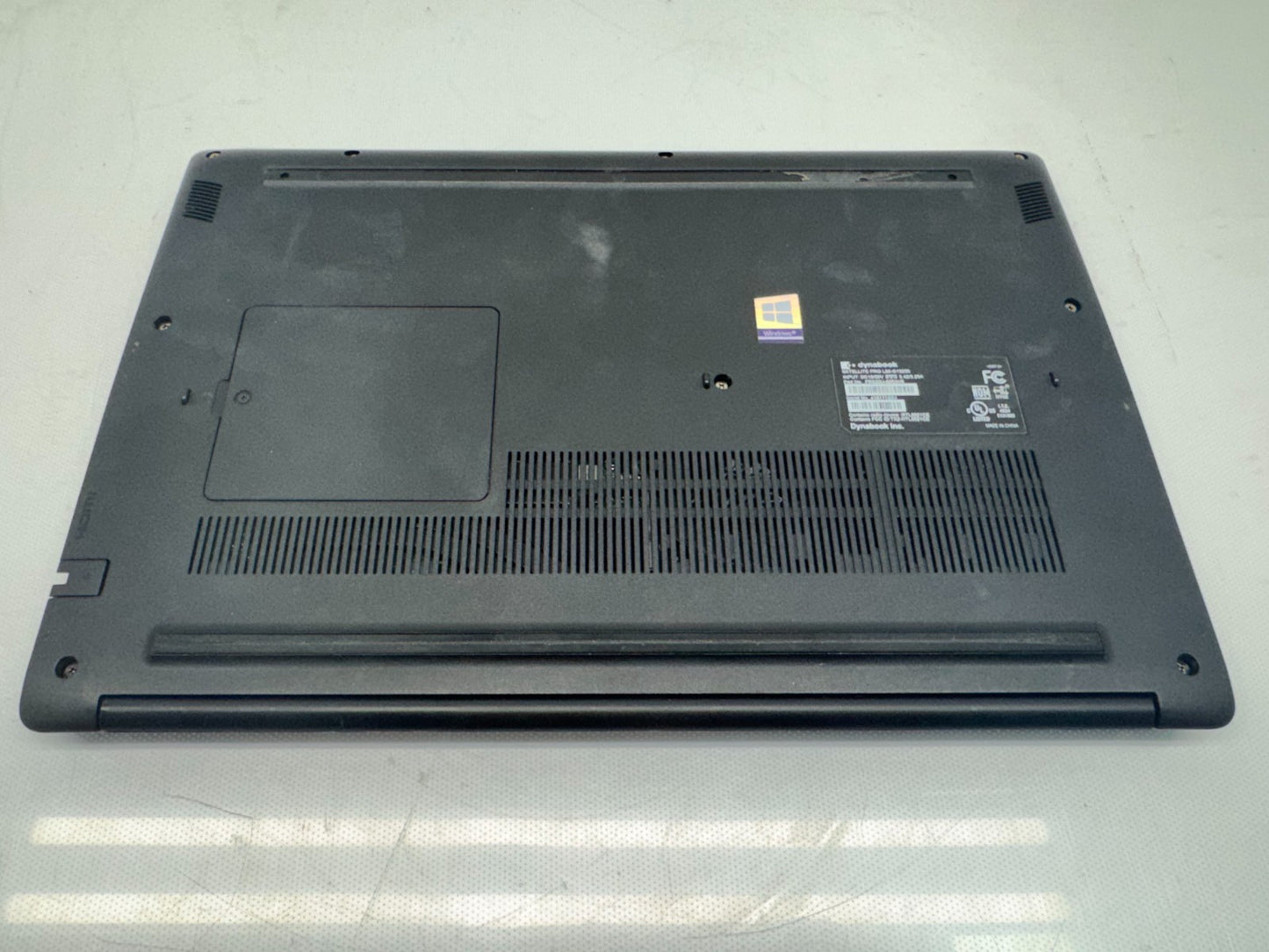 Dynabook SATELLITE PRO L50-G15250 i7-10510U@1.80GHz 16GB 256GB MX250 Win11 READ*