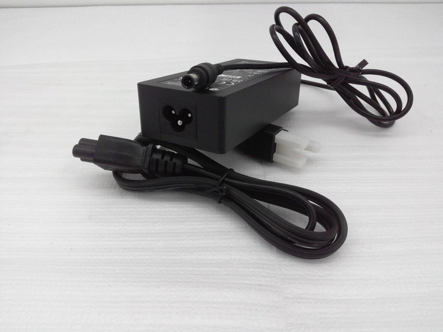 Original LG MS-Z2530R190-048M0-E AC Adapter 19V 2.53A 48W EAY65897807