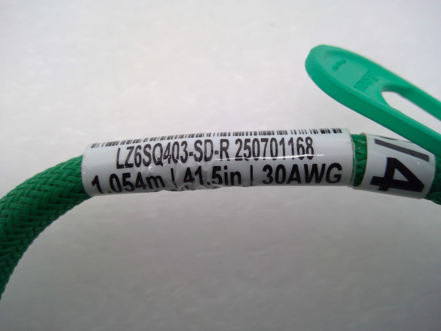 Luxshare 400G QSFP-DD DAC 1.054M 30AWG LZ6SQ403-SD-R 41.5in 1155840-03