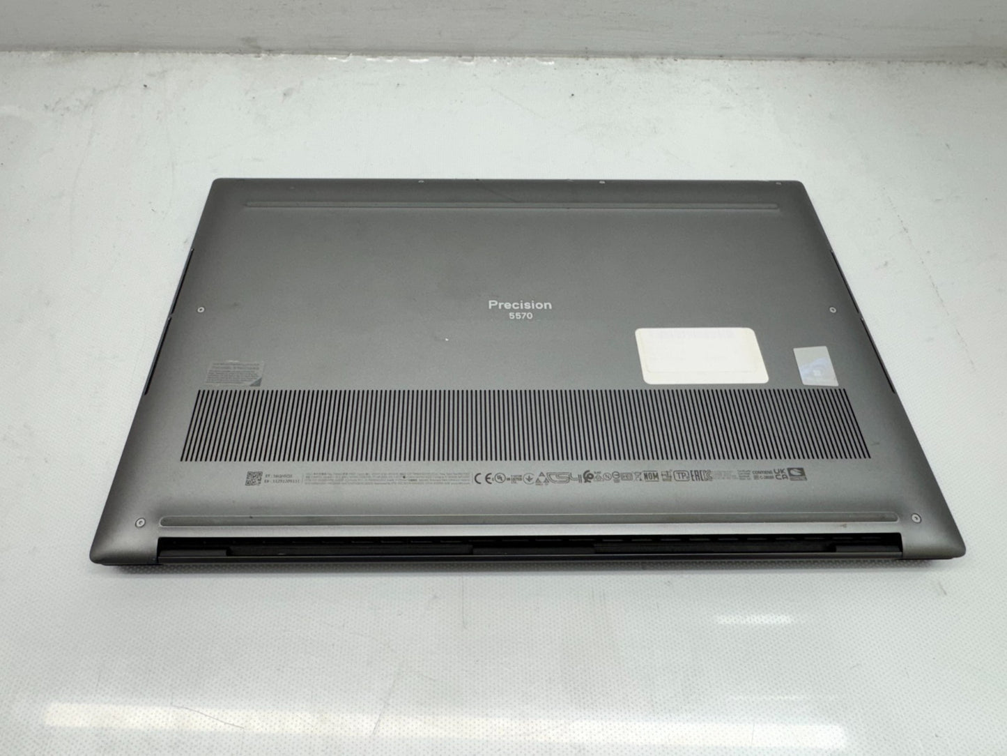 Dell Precision 5570 Laptop Intel i7-12800H@2.4GHz 16GB 256G A1000 Win11