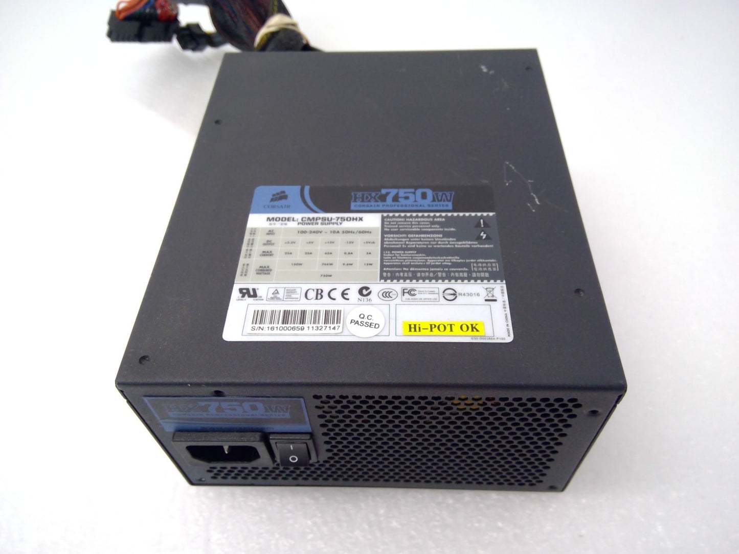 Corsair HX750W Professional Series Modular ATX Power Supply 750W CMPSU-750HX