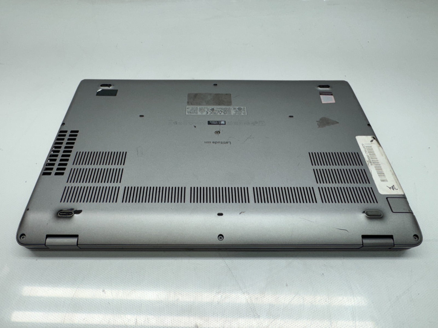 Dell Latitude 5511 15.6" i5-10400H @2.60GHz 16G RAM 256G SSD Win11 W/AC *READ*