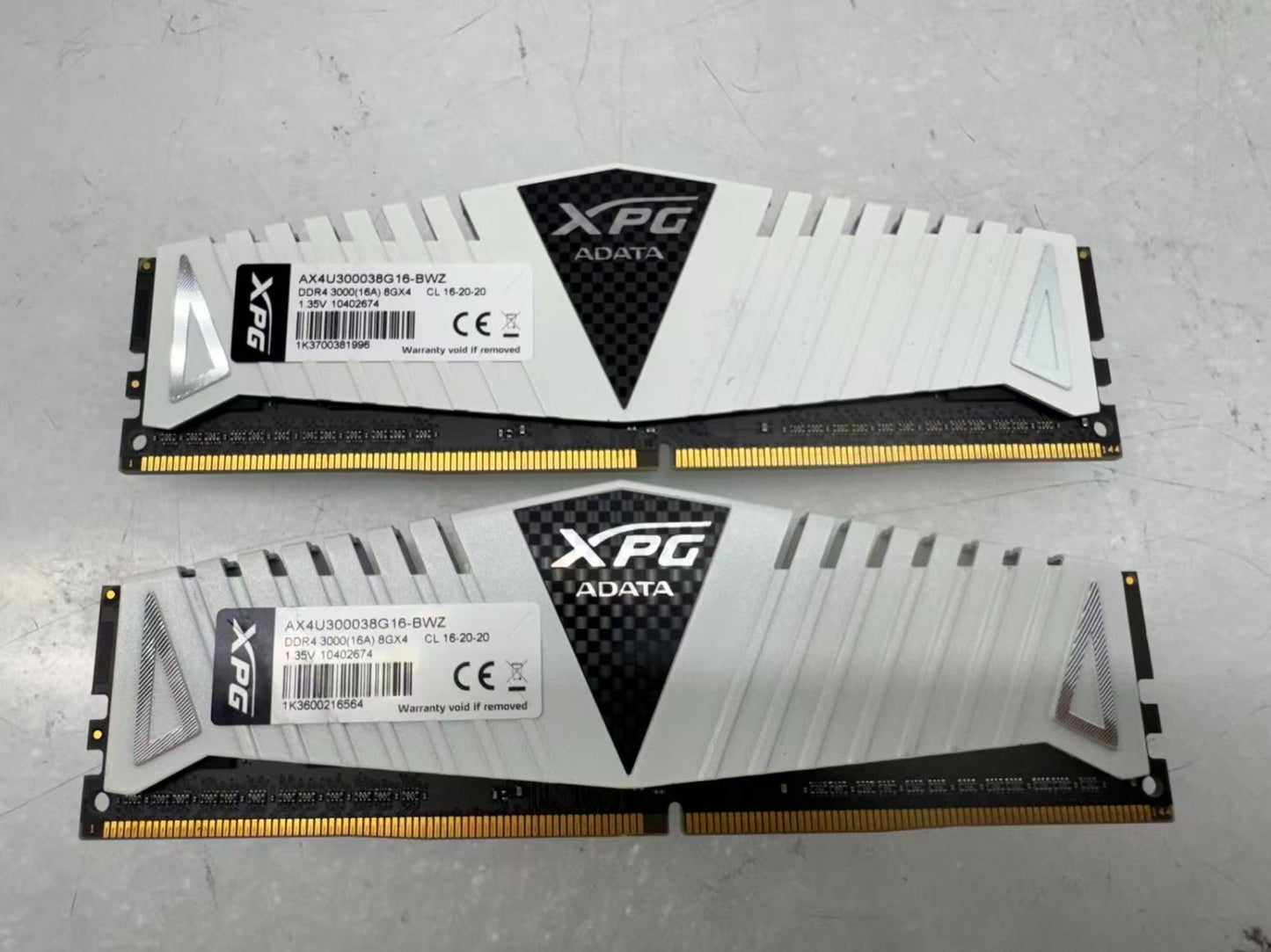 ADATA XPG 16GB 2x8GB DDR4 3000MHz 8GX4 Ram Memory AX4U300038G16-BWZ